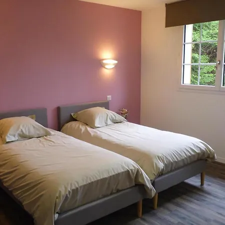 Townhouse Near Bay Of Somme And Beaches, Cleaning Included Holiday home Rieux (Seine-Maritime)