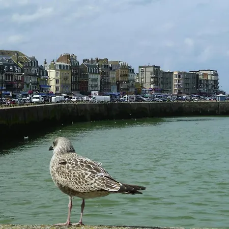 Holiday home Townhouse Near Bay Of Somme And Beaches, Cleaning Included